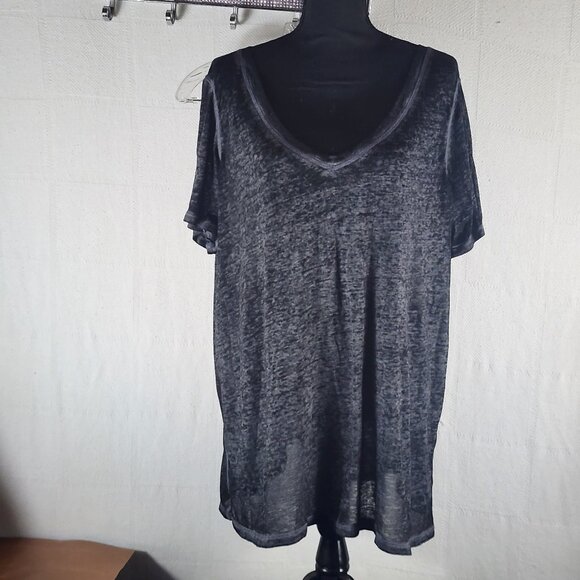 Torrid Black Gray Vintage SS Cotton Poly Burnout V-Neck Oversz Tee Coverup Sz 2 - Picture 1 of 16
